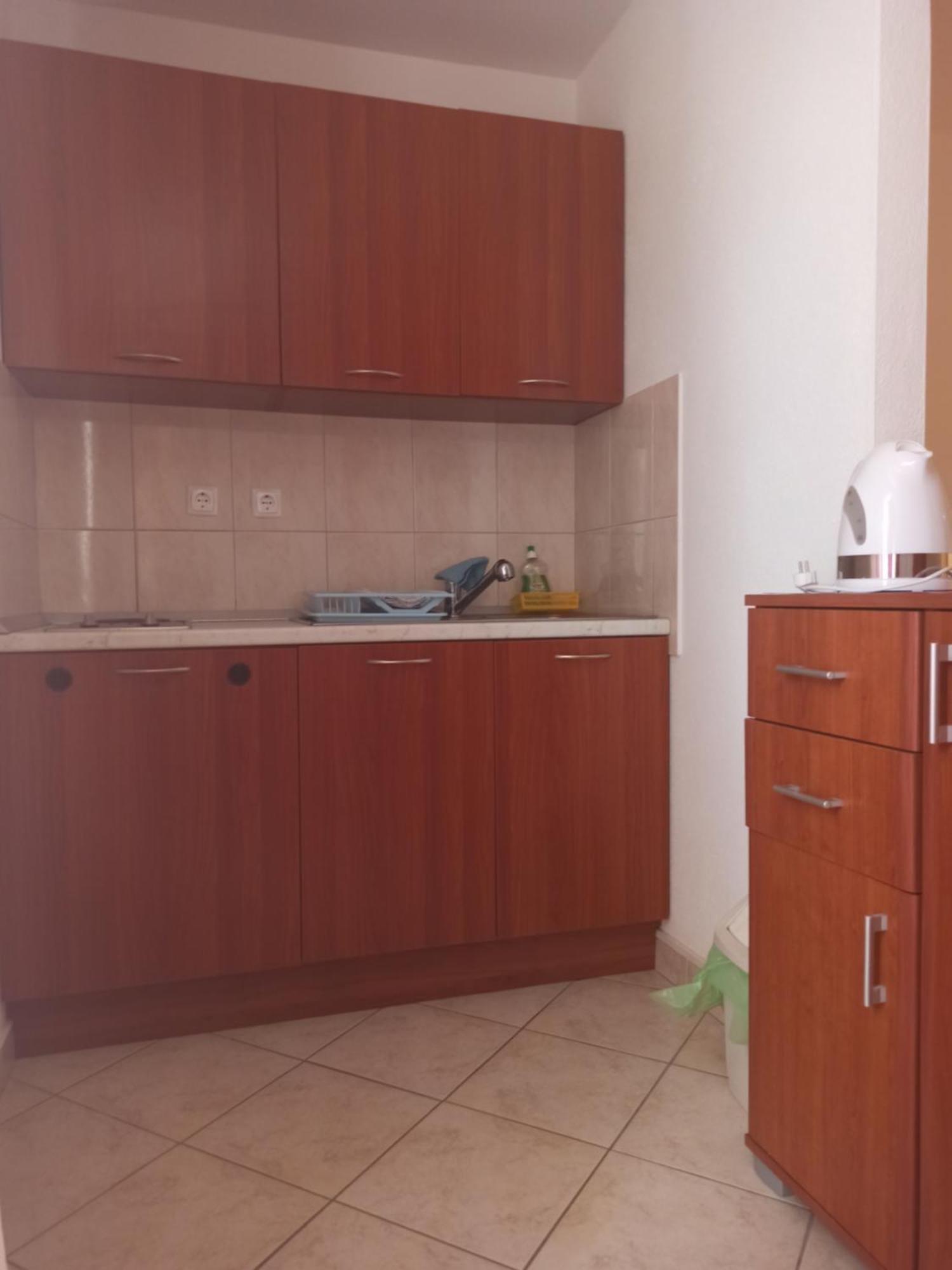 Studios Ruza Baska Voda Bagian luar foto