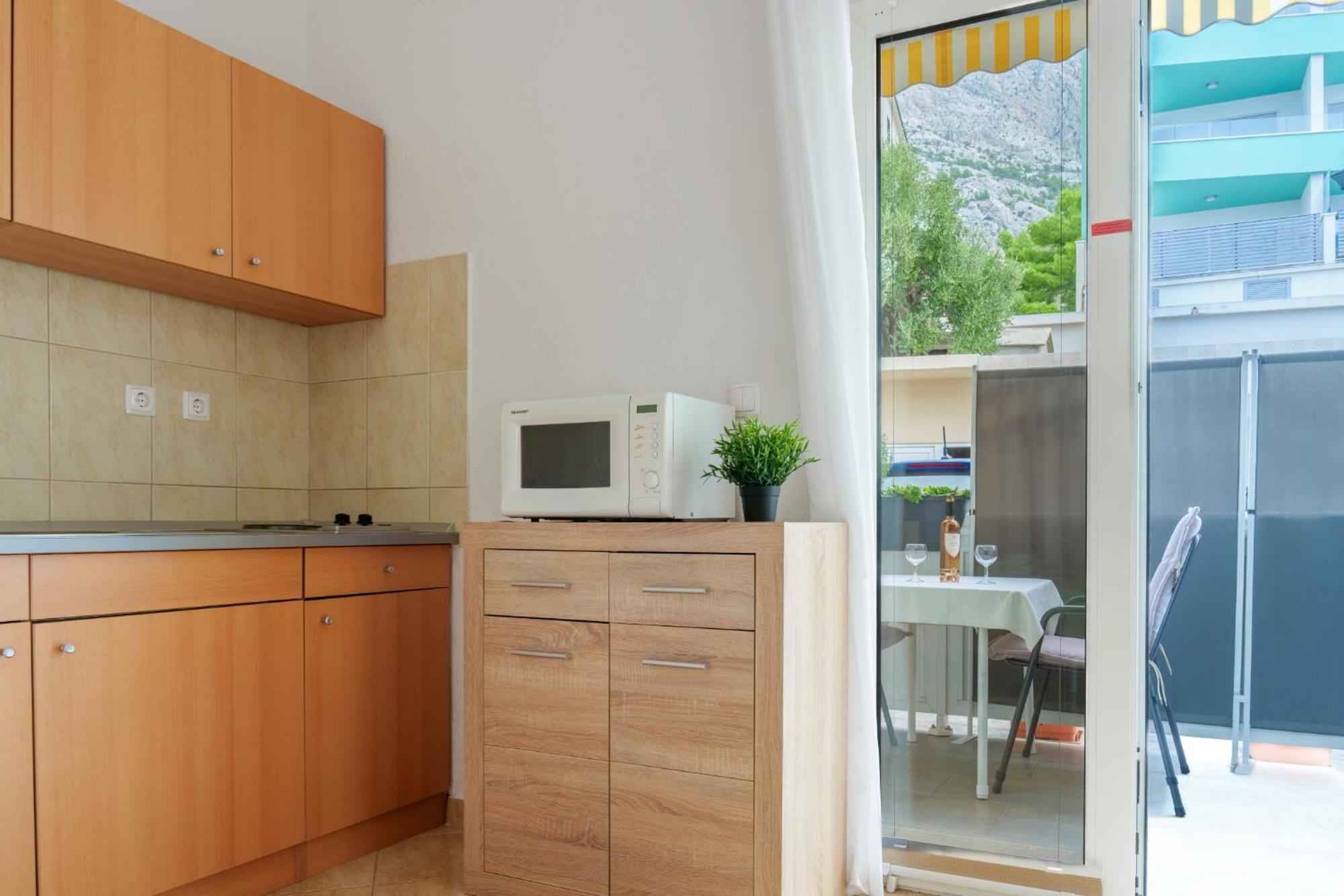 Studios Ruza Baska Voda Bagian luar foto